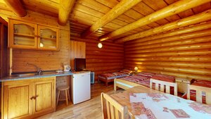 Na predaj : penzión Podhájska , 14 izieb , 46 miest,tri stavby — foto 7