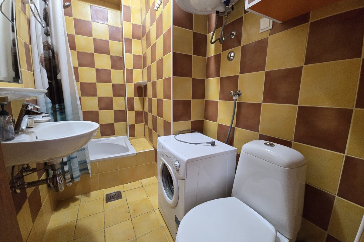 NA PREDAJ 2-izbový APARTMÁN S VÝHĽADOM NA MORE, OMIŠ — foto 9