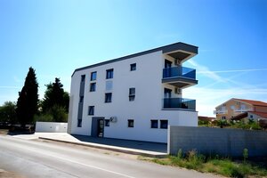 NA PREDAJ 2 izbový apartman / 60 m² / v novostavbe, mesto VODICE — foto 2