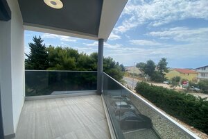 NA PREDAJ 2 izbový apartman / 60 m² / v novostavbe, mesto VODICE — foto 3