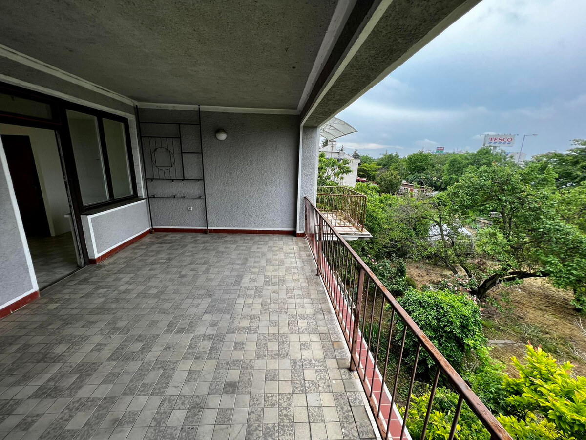 PREDAJ: dvojgeneračný rodinný dom v Bene - KOMÁRNO — foto 6
