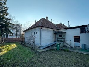 RODINNÝ DOM S VEĽKÝM POTENCIÁLIM V PRIAMOM CENTRE MESTA, HURBANOVO — foto 4