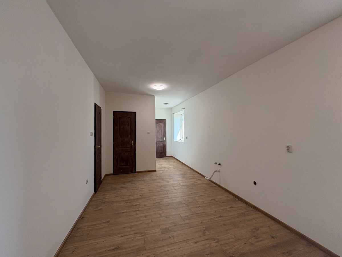 PREDAJ: Rodinný dom po rekonštrukcii /700 m2 pozemok/ Zemianska Olča — foto 4
