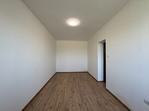 PREDAJ: Rodinný dom po rekonštrukcii /700 m2 pozemok/ Zemianska Olča — foto 9