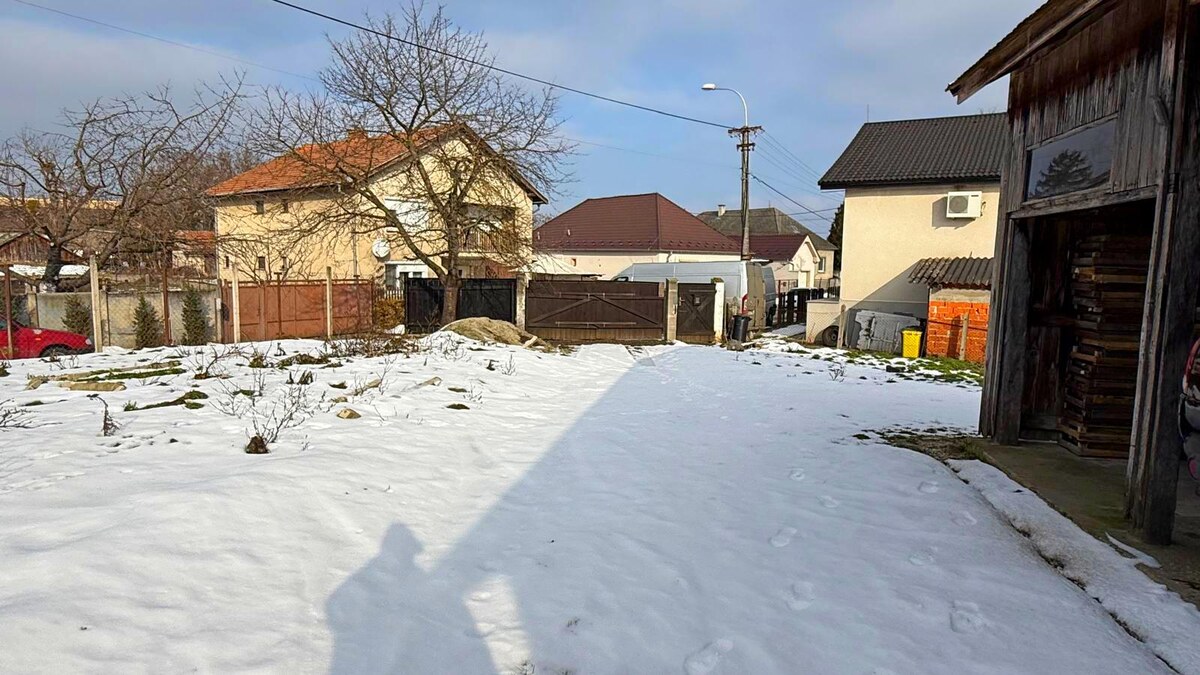 DVA DOMY S VEĽKÝM POZEMOK PRI JAZERE A RIEKE – MARTOVCE — foto 6