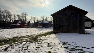 DVA DOMY S VEĽKÝM POZEMOK PRI JAZERE A RIEKE – MARTOVCE — foto 7