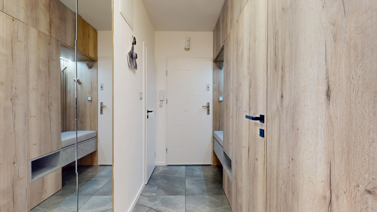 NA PREDAJ 3 izbový, moderný, dizajnový byt v centre - KOMÁRNO — foto 18