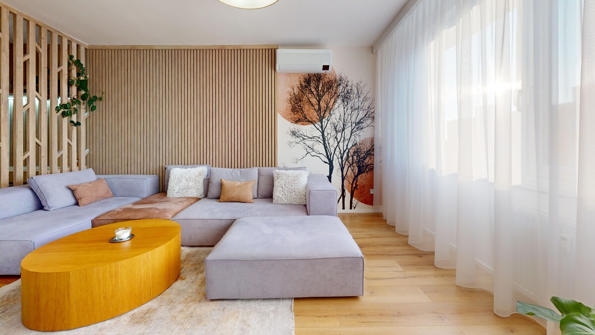 NA PREDAJ 3 izbový, moderný, dizajnový byt v centre - KOMÁRNO — foto 2