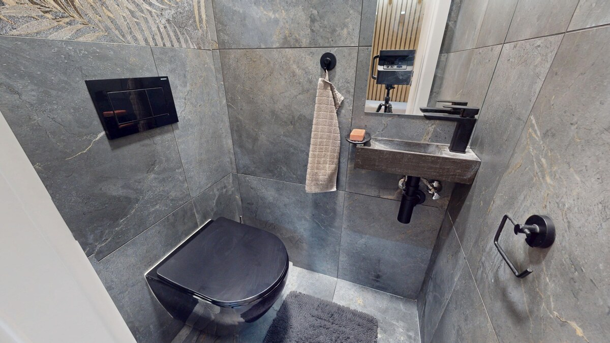 NA PREDAJ 3 izbový, moderný, dizajnový byt v centre - KOMÁRNO — foto 20