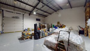 NA PREDAJ OBCHODNÝ A SKLADOVÝ PRIESTOR PRI HLAVNEJ CESTE, HURBANOVO — foto 9