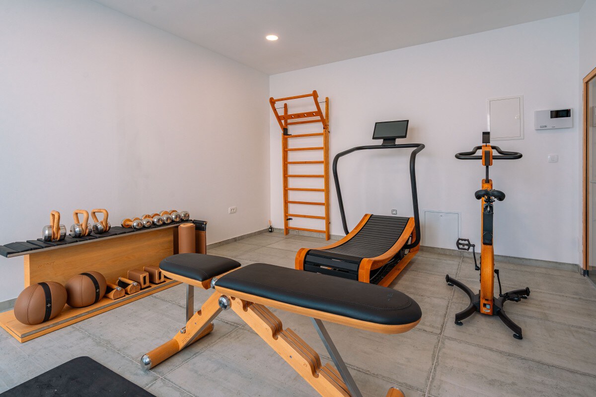NA PREDAJ Luxusná vila  /360 m²/ s infinity bazénom, mesto Korčula — foto 17