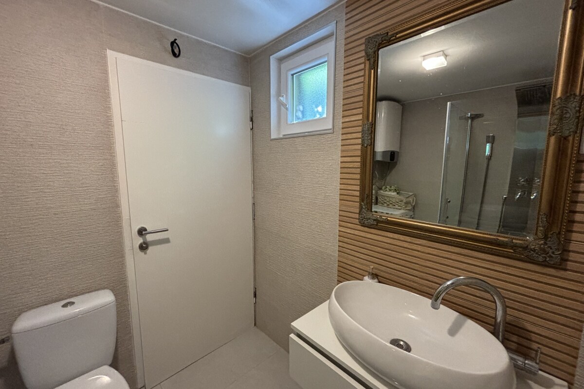 NA PREDAJ zariadený rodinný dom / 91 m² / blízko k moru, ČIOVO — foto 12