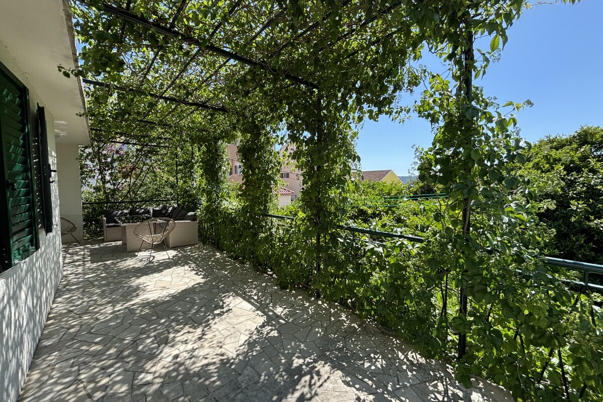 NA PREDAJ zariadený rodinný dom / 91 m² / blízko k moru, ČIOVO — foto 15