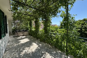 NA PREDAJ zariadený rodinný dom / 91 m² / blízko k moru, ČIOVO — foto 15