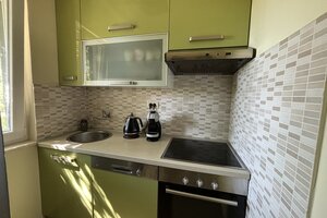 NA PREDAJ zariadený rodinný dom / 91 m² / blízko k moru, ČIOVO — foto 4