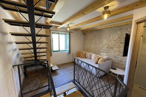 NA PREDAJ novozrekonštruovaný kamenný dom / 60 m²/ Kaštela — foto 5