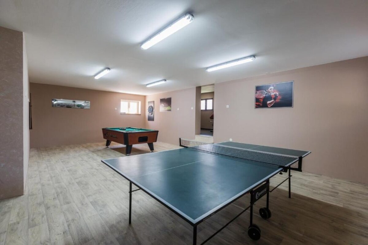 Nádherný dom /420 m²/ s bazénom a výhľadom na more, Dalmátsko, Kaštela — foto 18