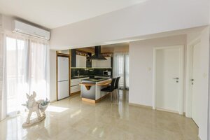 Nádherný dom /420 m²/ s bazénom a výhľadom na more, Dalmátsko, Kaštela — foto 11