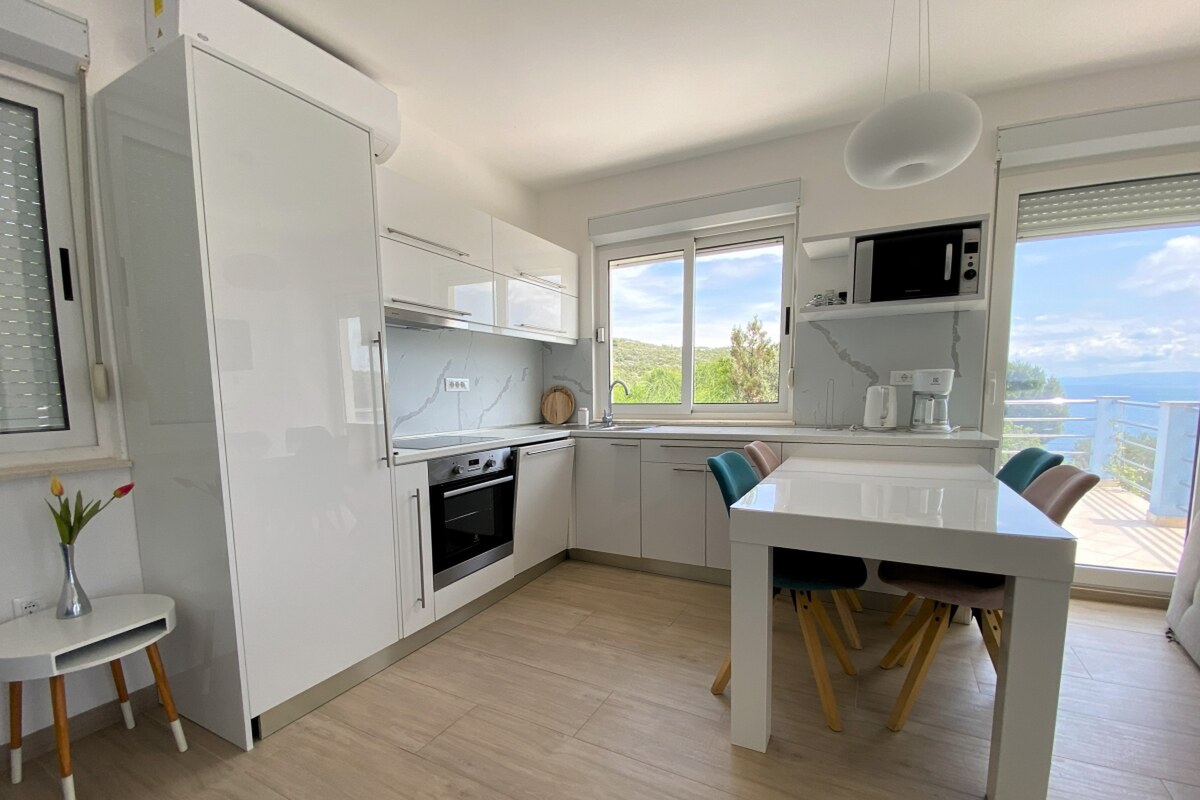 Apartmánová vila /500 m²/ pri mori, Dalmátsko, mestečko Marina — foto 12