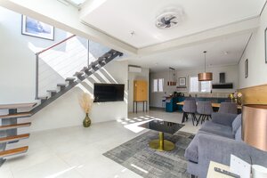 NA PREDAJ prekrásny novopostavený dom / 494 m²/ ostrov Brač, Bobovišća — foto 14