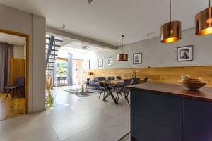 NA PREDAJ prekrásny novopostavený dom / 494 m²/ ostrov Brač, Bobovišća — foto 16