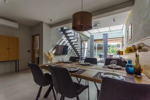 NA PREDAJ prekrásny novopostavený dom / 494 m²/ ostrov Brač, Bobovišća — foto 17