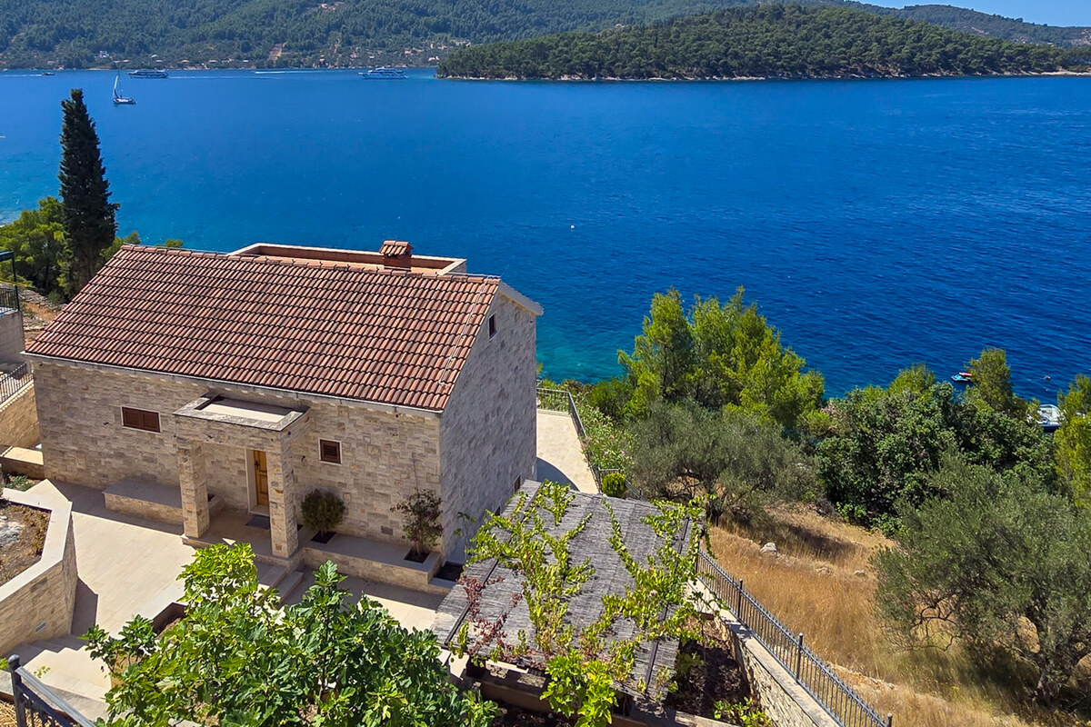 Na predaj ZREKONŠTRUOVANÁ KAMENNÁ VILA /200 m²/ Dalmátsko, Korčula — foto 5