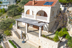 Na predaj ZREKONŠTRUOVANÁ KAMENNÁ VILA /200 m²/ Dalmátsko, Korčula — foto 3