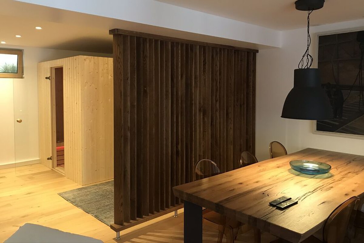NA PREDAJ LUXUSNÁ kamenná vila / 250 m² / na ostrove HVAR — foto 13