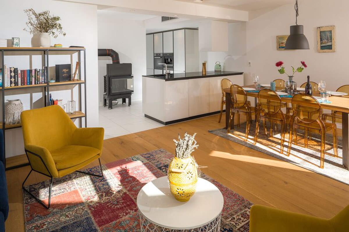 NA PREDAJ LUXUSNÁ kamenná vila / 250 m² / na ostrove HVAR — foto 6