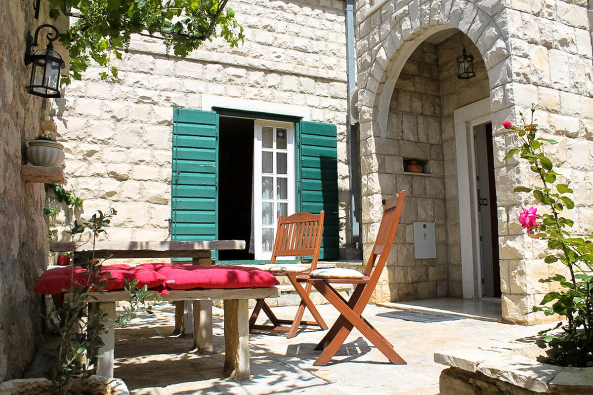 TRADIČNÝ dalmátsky kamenný dom / 322 m² / Dalmátsko, OMIŠ — foto 11