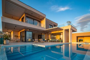 NA PREDAJ luxusná vila / 210 m² / Dalmátsko, mesto Primošten — foto 2