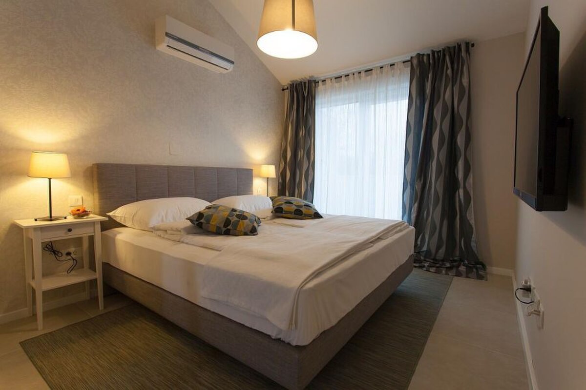 Na predaj kamenná vila s bazénom / 185 m² /, ostrov Krk — foto 10