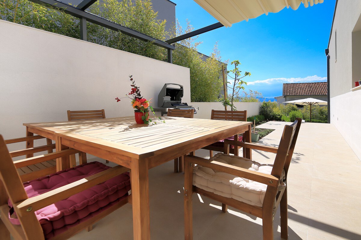 NA PREDAJ moderná vila /251 m²/ v atraktívnej lokalite, ostrov Krk — foto 4