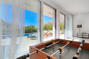 NA PREDAJ moderná vila /251 m²/ v atraktívnej lokalite, ostrov Krk — foto 7