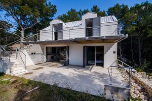 NA PREDAJ šarmantný dom / 72 m² /s výhľadom na more na ostrove BRAČ — foto 4