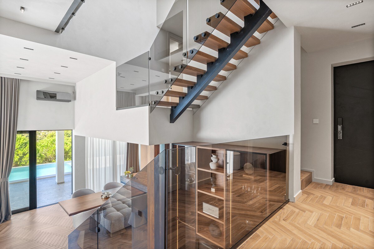 NA PREDAJ mediteránska vila s pôsobivým 360° výhľadom na more, DRAGE — foto 11