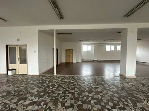 PRENÁJOM : Polyfunkčný komerčný priestor 250 m², Komárno — foto 4