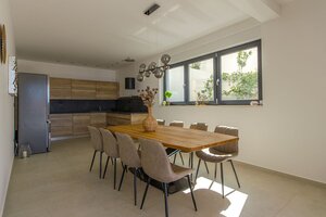 NA PREDAJ novopostavená vila s bazénom /280 m² / Dalmátsko, Rogoznica — foto 9