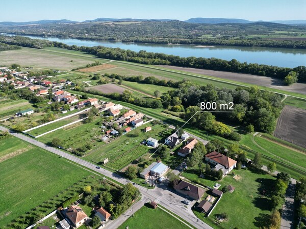 NA PREDAJ STAVEBNÝ POZEMOK V OBCI PATINCE, OKRES KOMÁRNO