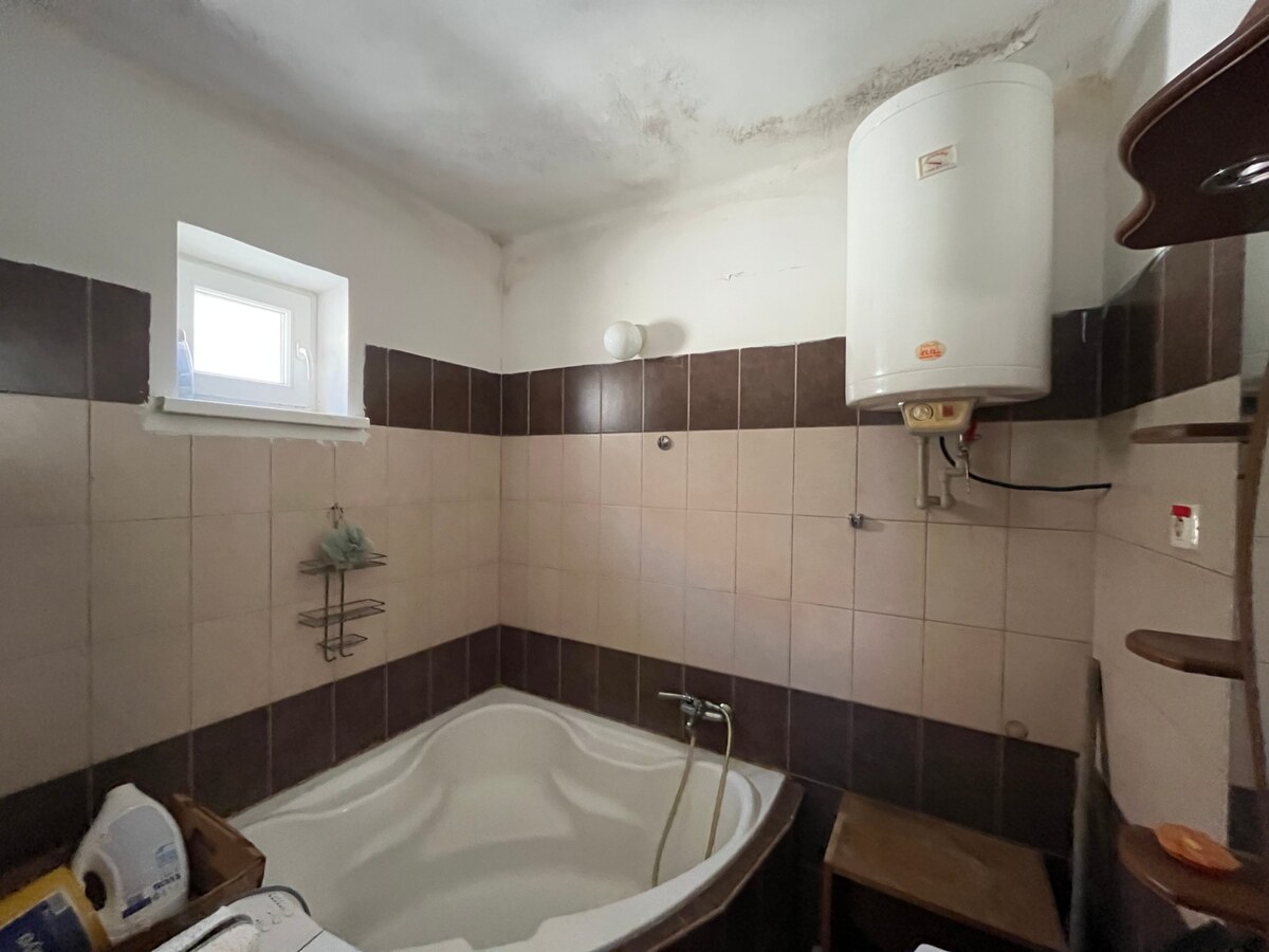EXKLUSÍVNY PREDAJ 2 izb. rod.domu na 6,5 árovom pozemku,Zemianska Olča — foto 13