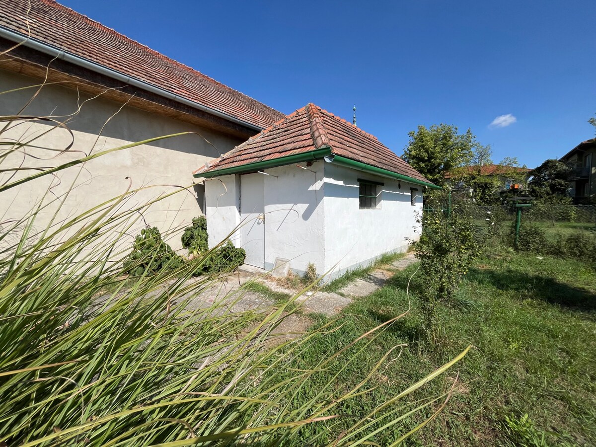 EXKLUSÍVNY PREDAJ 2 izb. rod.domu na 6,5 árovom pozemku,Zemianska Olča — foto 3