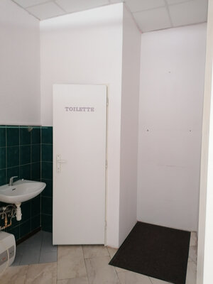 PRENÁJOM: 30m2 priestor v centre mesta - KOMÁRNO — foto 3