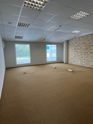 NA PRENÁJOM montovaná hala /270 m2/, A.Jedlika, Komárno — foto 10
