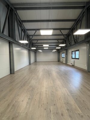 NA PRENÁJOM montovaná hala s garážou /250 m2/,A.Jedlika, Komárno — foto 3