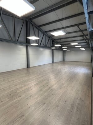 NA PRENÁJOM montovaná hala s garážou /250 m2/,A.Jedlika, Komárno — foto 4