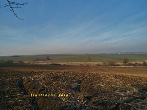 NA PREDAJ: pozemok, priemyselná zóna, Komárno — foto 1