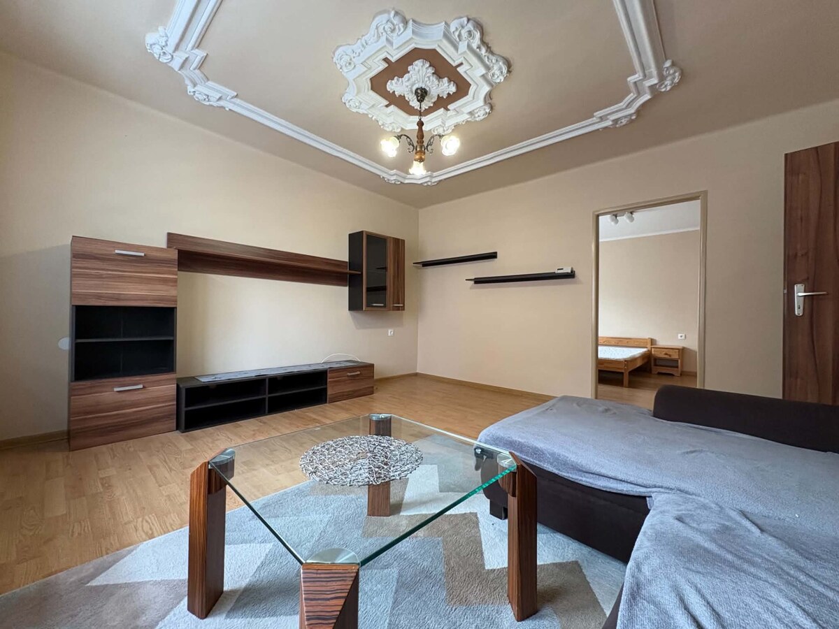 NA PRENÁJOM 2 izbový tehlový byt v príjemnom prostredí Komárna — foto 11