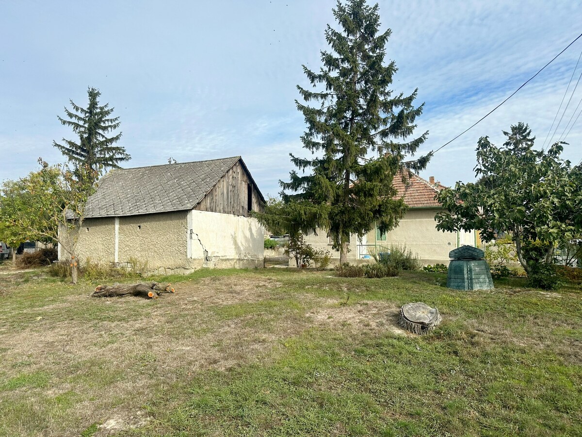NA PREDAJ RODINNÝ DOM V BLÍZKOSTI DUNAJA, VEĽKÉ KOSIHY — foto 16