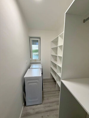 PREDAJ 2-izbový byt po kompletnej rekonštrukcii  - KOMÁRNO — foto 10